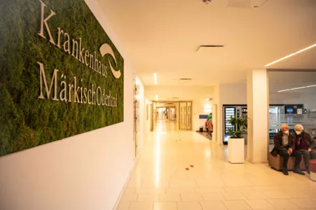 Eingangsbereich Krankenhaus Strausberg